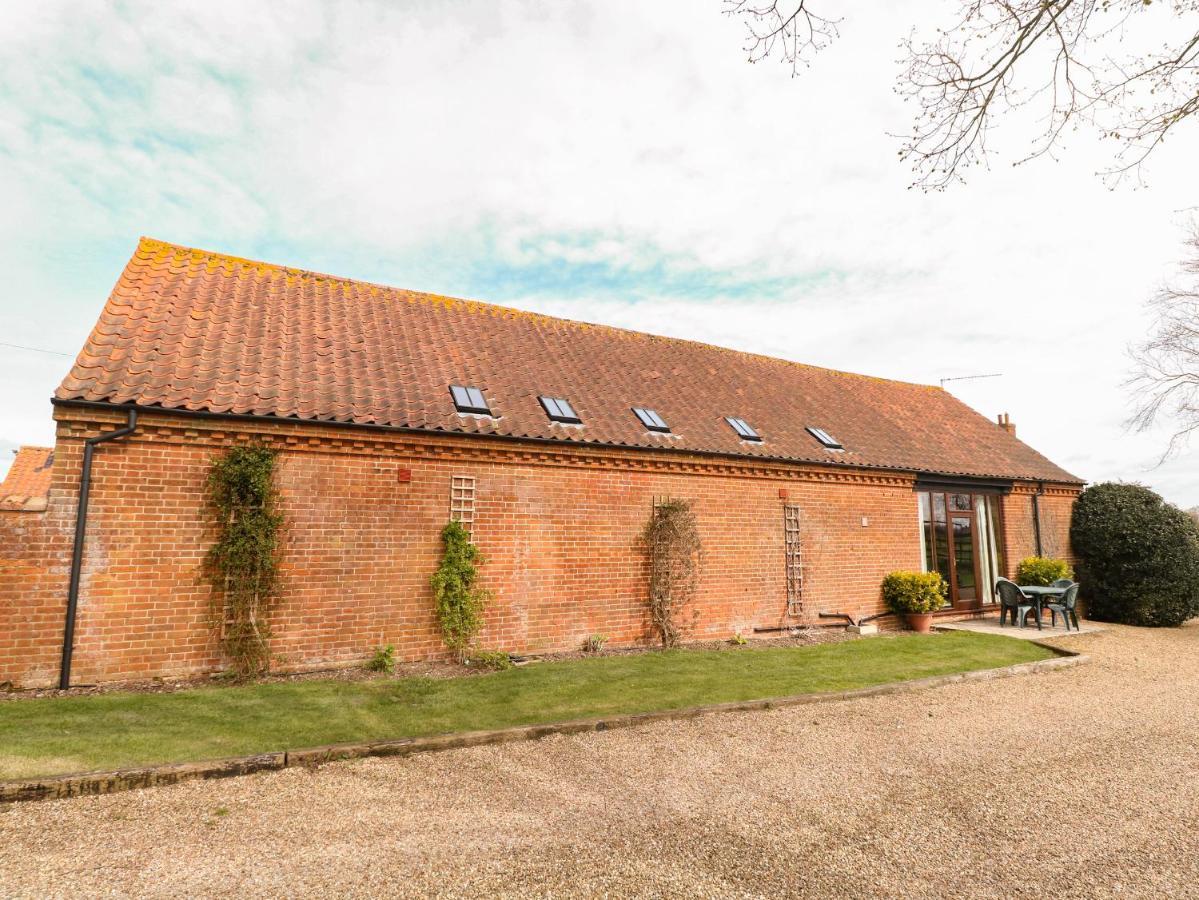 Pear Tree Villa Wood Norton Exterior foto